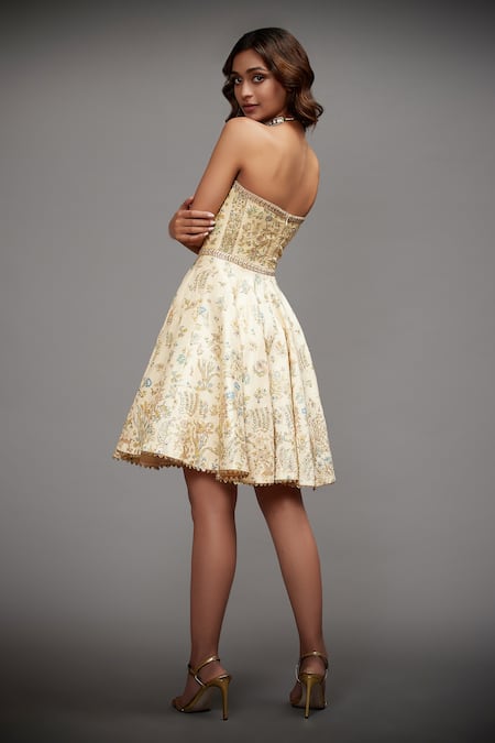 Shop RI.Ritu Kumar White Silk Lining Viscose Embroidery Sweetheart Neck Flared Bandeau Dress at Aza Fashions Shop_RI.Ritu Kumar_White Silk Lining Viscose Embroidery Sweetheart Neck Flared Bandeau Dress_at_Aza_Fashions