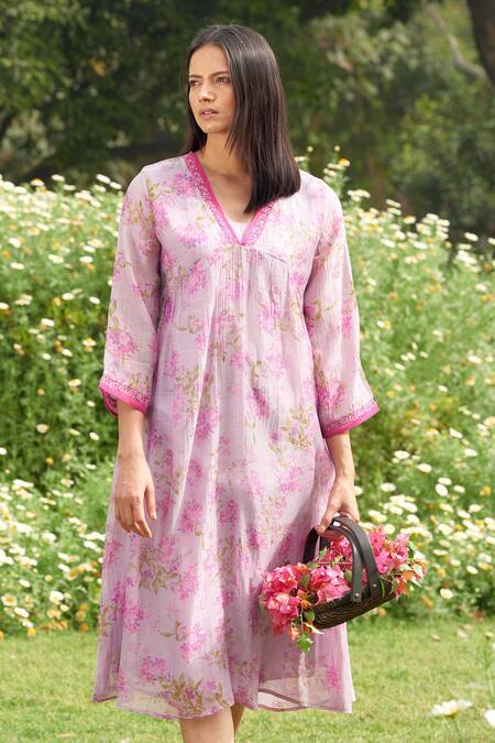 Priti Prashant Purple Handwoven Mul Cotton V Neck Printed Dress Online at Aza Fashions Priti Prashant_Purple Handwoven Mul Cotton V Neck Printed Dress _Online_at_Aza_Fashions