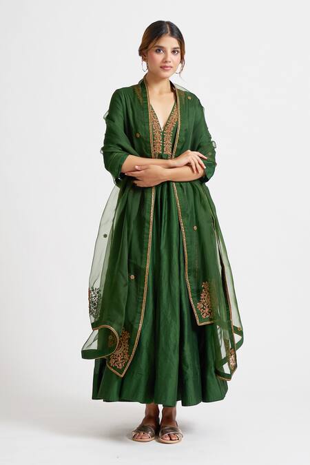 Buy Nishar Ahmed Green Organza, Chanderi Silk V Neck Anarkali Set Online at Aza Fashions Buy_Nishar Ahmed_Green Organza, Chanderi Silk V Neck Anarkali Set_Online_at_Aza_Fashions