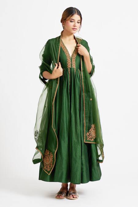 Nishar Ahmed Green Organza, Chanderi Silk V Neck Anarkali Set Online at Aza Fashions Nishar Ahmed_Green Organza, Chanderi Silk V Neck Anarkali Set_Online_at_Aza_Fashions