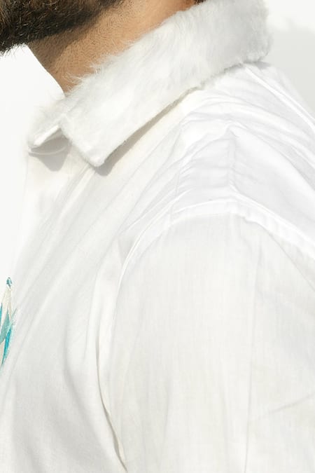 Runit Gupta_White Cotton Embroidered Shirt With Fur Collar_at_Aza_Fashions