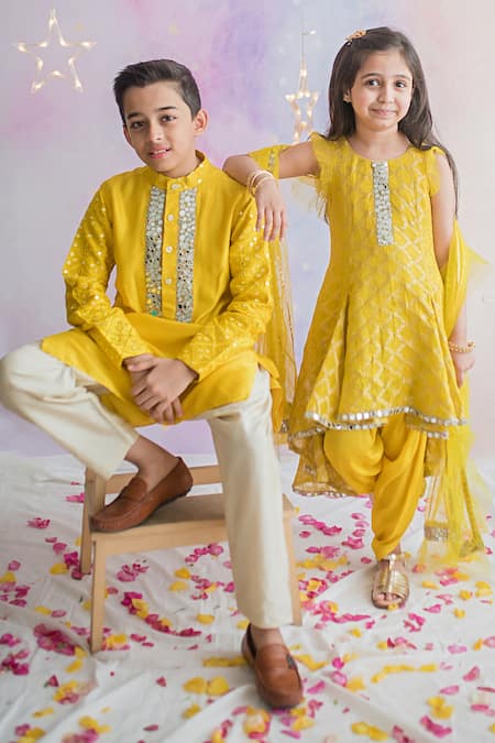 PA:Paa_Yellow Kurta Silk Embellished And Pant_at_Aza_Fashions