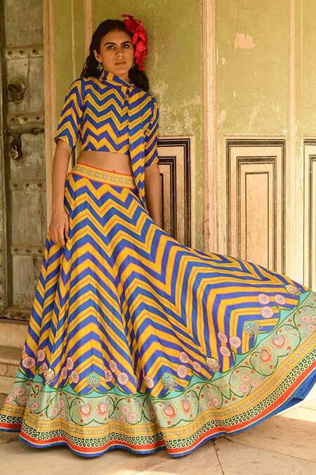 Swati Vijaivargie Blue Silk Collared Mastani Top Online at Aza Fashions Swati Vijaivargie_Blue Silk Collared Mastani Top_Online_at_Aza_Fashions