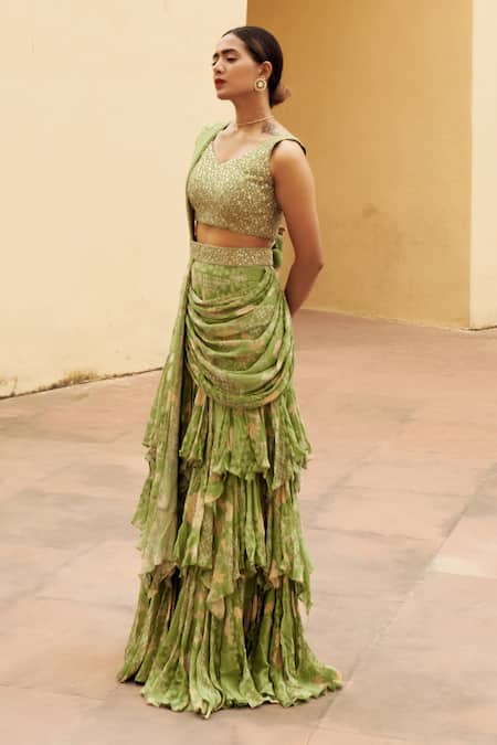 Buy Paulmi And Harsh Green Georgette And Organza Geometric Print, Mirror, Pre-draped Saree With Blouse Buy_Paulmi And Harsh_Green Georgette And Organza Geometric Print, Mirror, Pre-draped Saree With Blouse