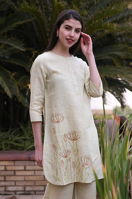 Linen Bloom Green 100% Linen Round Embroidered Tunic 