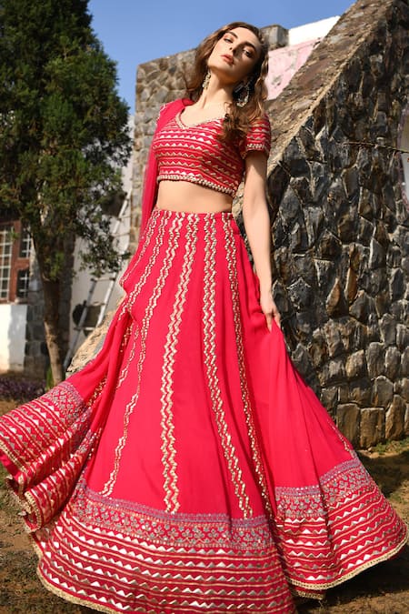 Pooja Rajgarhia Gupta Embroidered Lehenga Set 