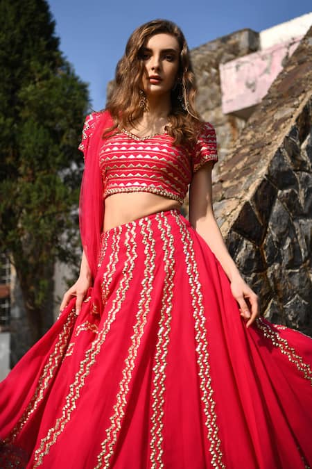 Shop Pooja Rajgarhia Gupta Pink Net, Georgette V Neck Embroidered Lehenga Set at Aza Fashions Shop_Pooja Rajgarhia Gupta_Pink Net, Georgette V Neck Embroidered Lehenga Set _at_Aza_Fashions