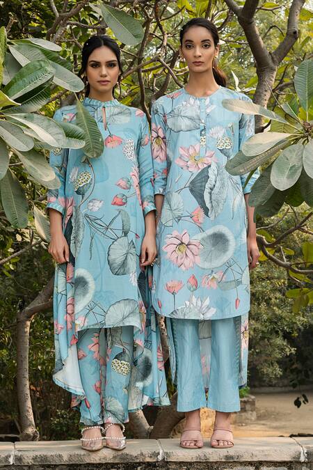 Divi By Sonal Khandelwal_Sky Blue Modal, Satin Embroidery Mandarin Nelumbo Printed Tunic And Pant Set _Online_at_Aza_Fashions