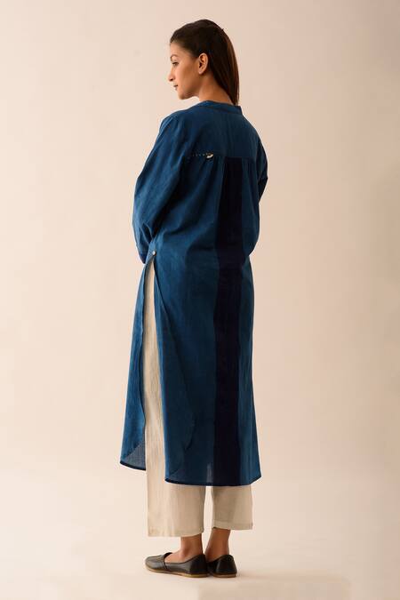 Shop JAYATI GOENKA Blue Upcycled Fabric Mandarin Collar Printed Kurta Online at Aza Fashions Shop_JAYATI GOENKA_Blue Upcycled Fabric Mandarin Collar Printed Kurta _Online_at_Aza_Fashions