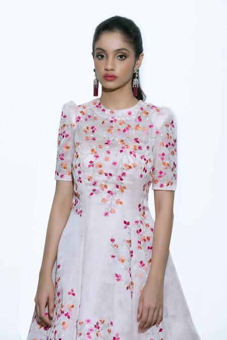 Shriya Som White Round Floral Embroidered Gown Online at Aza Fashions Shriya Som_White Round Floral Embroidered Gown_Online_at_Aza_Fashions