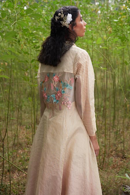 Shop Incheetape White Organza V Neck Striped Long Jacket And Kurta Set Online at Aza Fashions Shop_Incheetape_White Organza V Neck Striped Long Jacket And Kurta Set _Online_at_Aza_Fashions