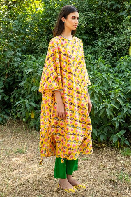 Rang Swati Vijaivargie_Yellow Silk Chanderi Round Kurta And Pant Set _Online_at_Aza_Fashions