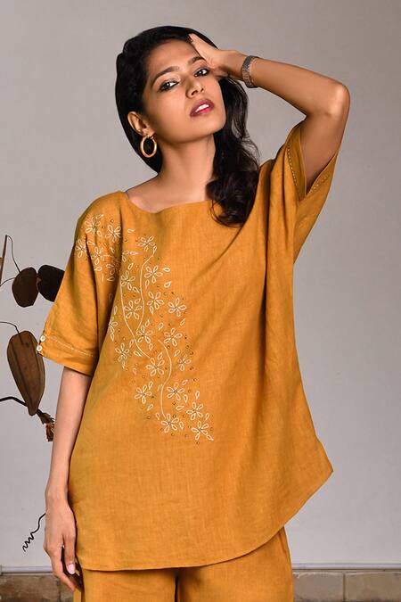 Linen Bloom Yellow Pure Linen Embroidery Boat Blouse 