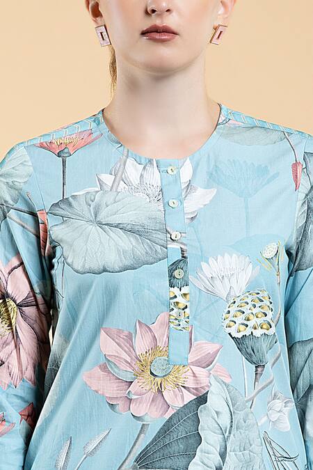 Divi By Sonal Khandelwal_Sky Blue Cotton Round Neck Nelumbo Printed Straight Fit Tunic And Pant Set _at_Aza_Fashions