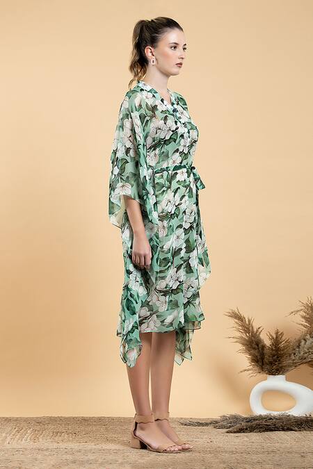 Divi By Sonal Khandelwal_Green Georgette V-neck Wild Apple Print Kaftan _Online_at_Aza_Fashions