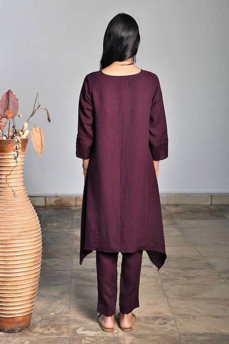 Shop Linen Bloom Purple Pure Linen Embroidery Round Tunic at Aza Fashions Shop_Linen Bloom_Purple Pure Linen Embroidery Round Tunic _at_Aza_Fashions