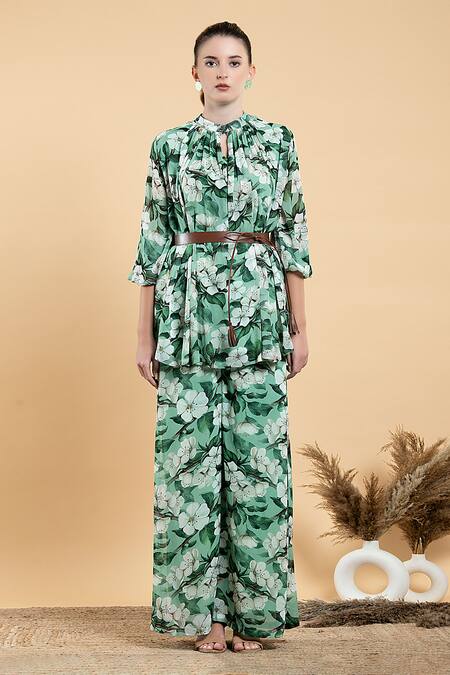 Divi By Sonal Khandelwal Green Bamboo, Georgette Bandeau Neck Wild Apple Print Top And Palazzo Set Online at Aza Fashions Divi By Sonal Khandelwal_Green Bamboo, Georgette Bandeau Neck Wild Apple Print Top And Palazzo Set _Online_at_Aza_Fashions