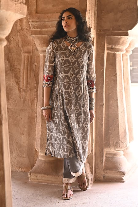 Rekha Agra Printed Kurta & Pant Set 