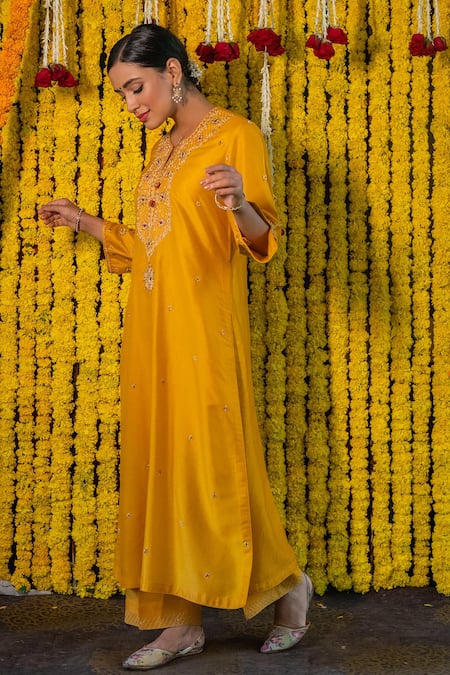 Label Niti Bothra Embroidered Kurta Palazzo Set 