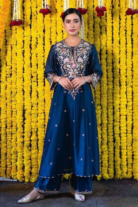 Label Niti Bothra Embroidered Kurta & Palazzo Set 