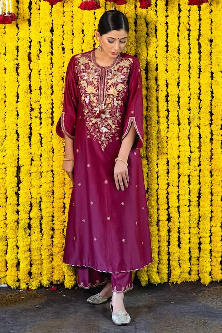 Label Niti Bothra Embroidered Kurta & Palazzo Set 
