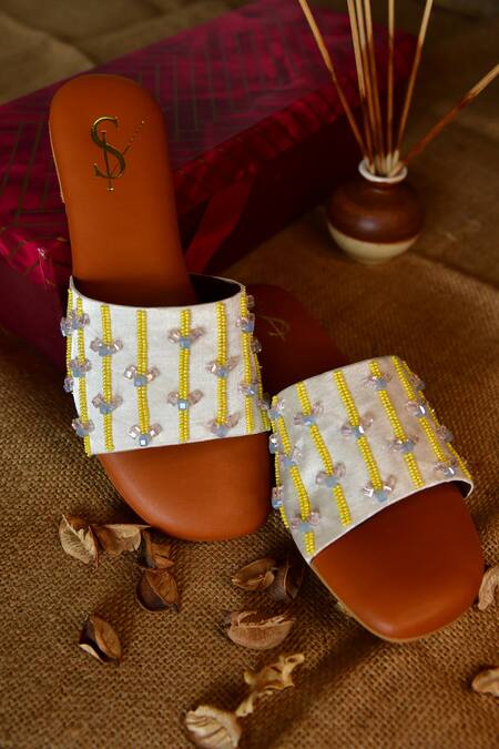 Shop_House Of Dhwni Singhvi_White Embellished Crystal Flats _at_Aza_Fashions