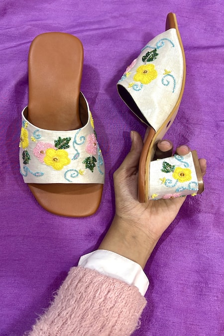 House Of Dhwni Singhvi Floral Embroidered Block Heels 