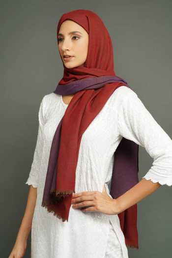 Dusala Maroon Reversible Pashmina Stole Online at Aza Fashions Dusala_Maroon Reversible Pashmina Stole_Online_at_Aza_Fashions