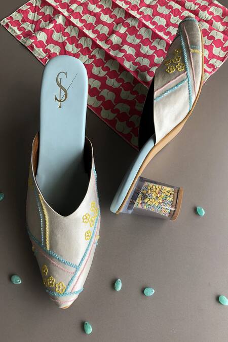 House Of Dhwni Singhvi Floral Embroidered Mule Block Heels 
