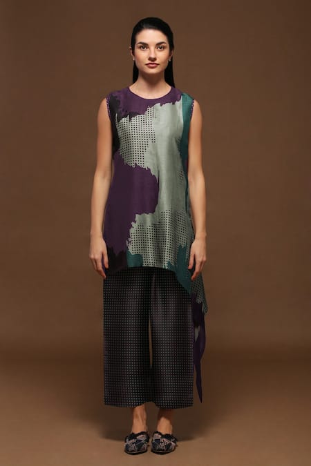 Clos Printed Asymmetric Kurta & Pant Set 