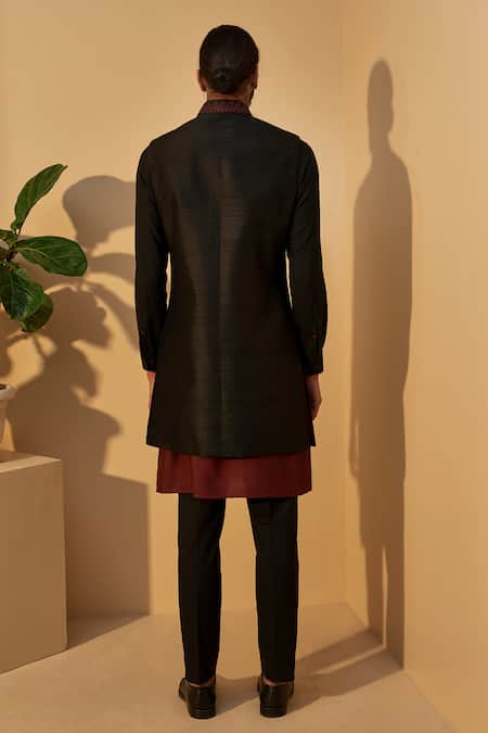 Dhruv Vaish Embroidered Bundi & Kurta Set 