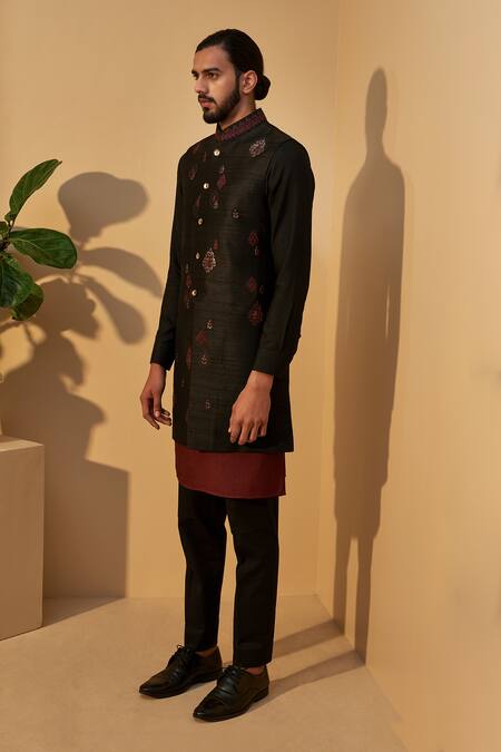 Shop Dhruv Vaish Black Raw Silk, Silk, Terry Embroidered Bundi And Kurta Set Online at Aza Fashions Shop_Dhruv Vaish_Black Raw Silk, Silk, Terry Embroidered Bundi And Kurta Set _Online_at_Aza_Fashions