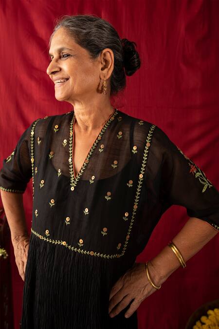 Buy Nini Mishra Black Cotton Silk Embroidered Crushed Tiered Kurta Online at Aza Fashions Buy_Nini Mishra_Black Cotton Silk Embroidered Crushed Tiered Kurta_Online_at_Aza_Fashions