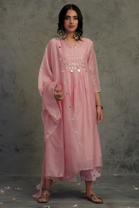 Charkhee Pink Chanderi Round Kurta Set 