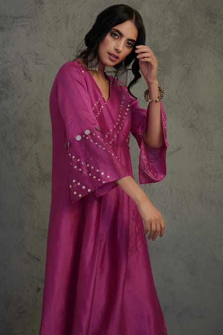 Shop_Charkhee_Pink Cotton, Chanderi V Neck Pleated Kurta Set _at_Aza_Fashions