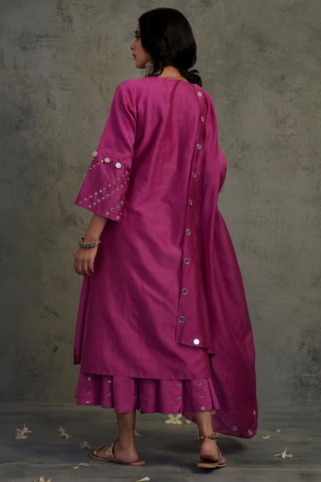 Shop_Charkhee_Pink Cotton, Chanderi V Neck Pleated Kurta Set _at_Aza_Fashions