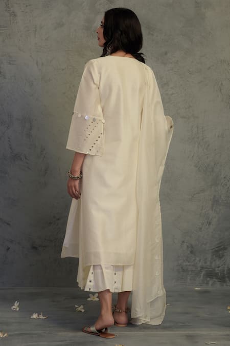 Shop_Charkhee_White Cotton, Chanderi V Neck Pleated Kurta Set _at_Aza_Fashions