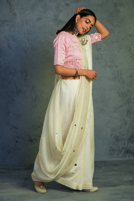 Buy_Charkhee_White Chanderi Round Embroidered Saree With Blouse  _Online_at_Aza_Fashions