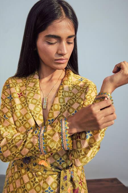 Buy Drishti & Zahabia Green Dupion Silk Lapel Collar Printed Blazer And Pant Set Online at Aza Fashions Buy_Drishti & Zahabia_Green Dupion Silk Lapel Collar Printed Blazer And Pant Set _Online_at_Aza_Fashions