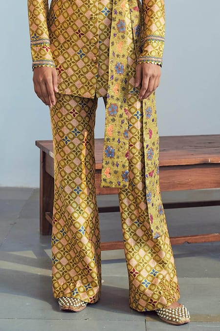 Shop Drishti & Zahabia Green Dupion Silk Lapel Collar Printed Blazer And Pant Set Online at Aza Fashions Shop_Drishti & Zahabia_Green Dupion Silk Lapel Collar Printed Blazer And Pant Set _Online_at_Aza_Fashions