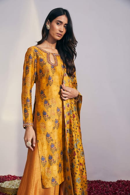 Drishti & Zahabia Yellow Dupion Silk Round Floral Print Kurta Set Online at Aza Fashions Drishti & Zahabia_Yellow Dupion Silk Round Floral Print Kurta Set_Online_at_Aza_Fashions