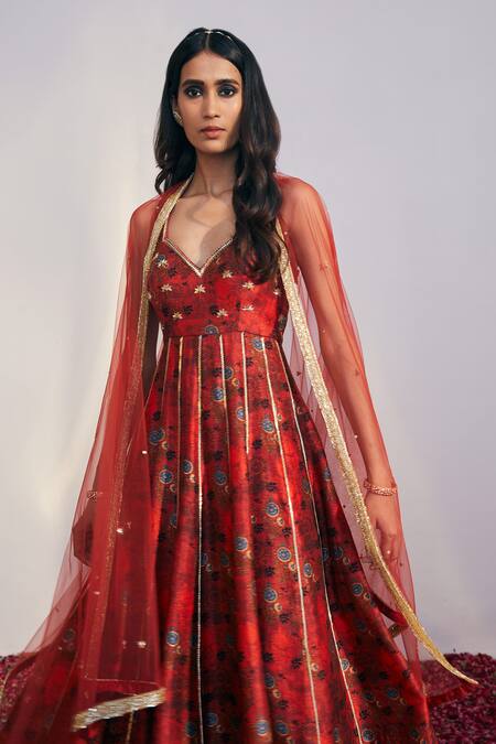 Drishti & Zahabia_Red Dupion  Dupatta Net Pant Chanderi V Floral Print Anarkali Set _Online_at_Aza_Fashions