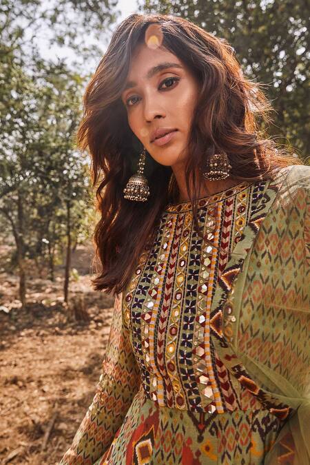 Buy Drishti & Zahabia Green Chanderi Silk Round Ikat Print Anarkali Set Online at Aza Fashions Buy_Drishti & Zahabia_Green Chanderi Silk Round Ikat Print Anarkali Set_Online_at_Aza_Fashions