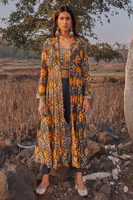 Drishti & Zahabia Chanderi Silk Ikat Print Jacket & Pant Set 