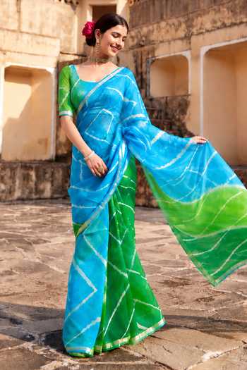 Buy_Geroo Jaipur_Blue Round Neck Stripe Pattern Saree With Blouse _Online_at_Aza_Fashions