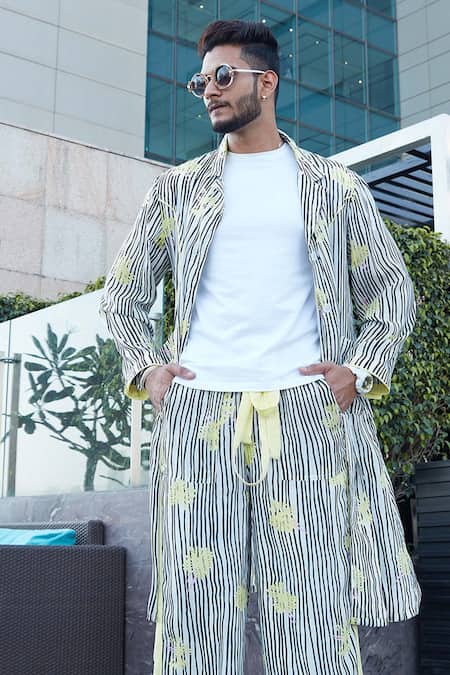 Buy_Esha L Amin_White Crepe Floral Motifs, Stripes Printed Full Sleeve Jacket _Online_at_Aza_Fashions