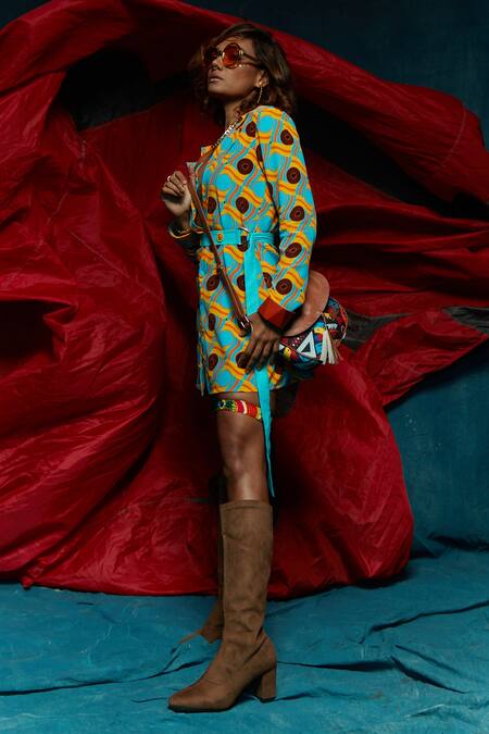 Esha L Amin Blue Modal Satin, French Crepe Wave, Wheel Notched Lapel Printed Blazer Dress Online at Aza Fashions Esha L Amin_Blue Modal Satin, French Crepe Wave, Wheel Notched Lapel Printed Blazer Dress _Online_at_Aza_Fashions