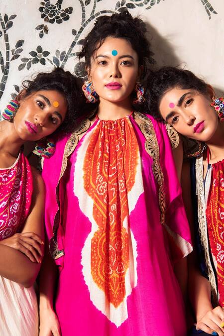 Etasha By Asha Jain_Pink Gajji Silk Bandhani Round Jumpsuit _Online_at_Aza_Fashions