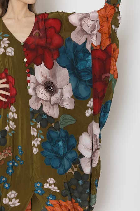 Buy_Alpona Designs By Soham Acharya_Green Natural Crepe Floral V Neck Print Kaftan Dress _Online_at_Aza_Fashions