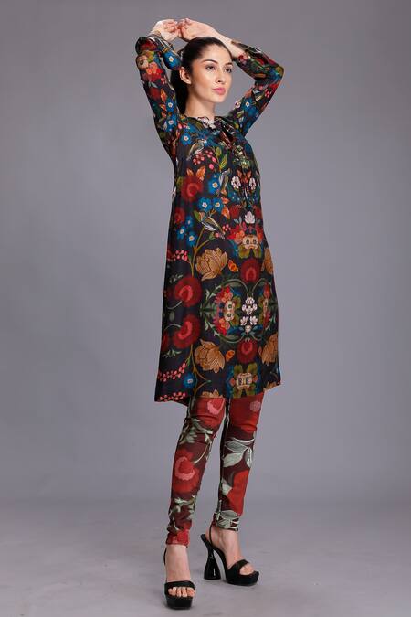 Alpona Designs By Soham Acharya_Multi Color Cotton Silk Floral Tie-up Print Kurta _Online_at_Aza_Fashions